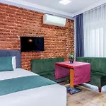 La Pera Hotel