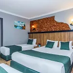 La Pera Hotel 3*