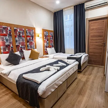 La Pera Suites Hotel